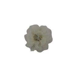 FLOR ORGANZA BEIGE CON CENTRO PERLA