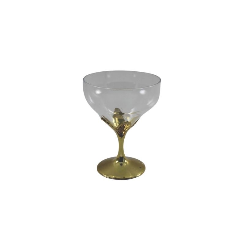 COPA CON BASE DORADA